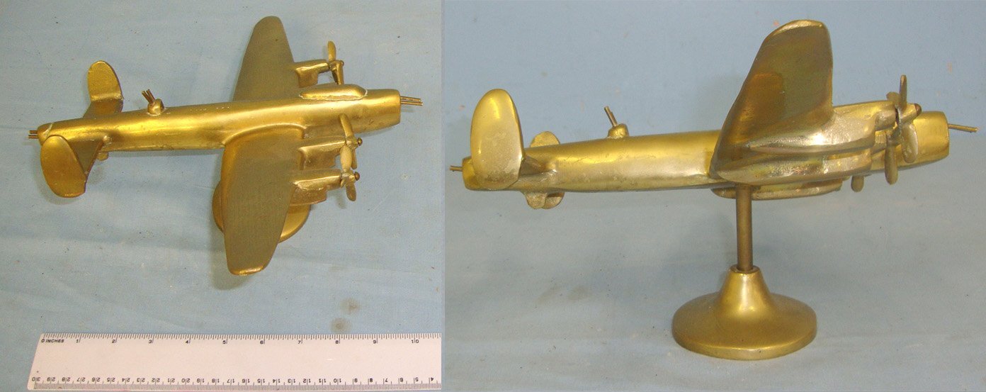  ICONIC AIRCRAFT**Solid Brass Model Of The Famous WW2 British Avro Lancaster Heavy Bomber In Flight On Stand. Sn 22598  Antique & Militaria