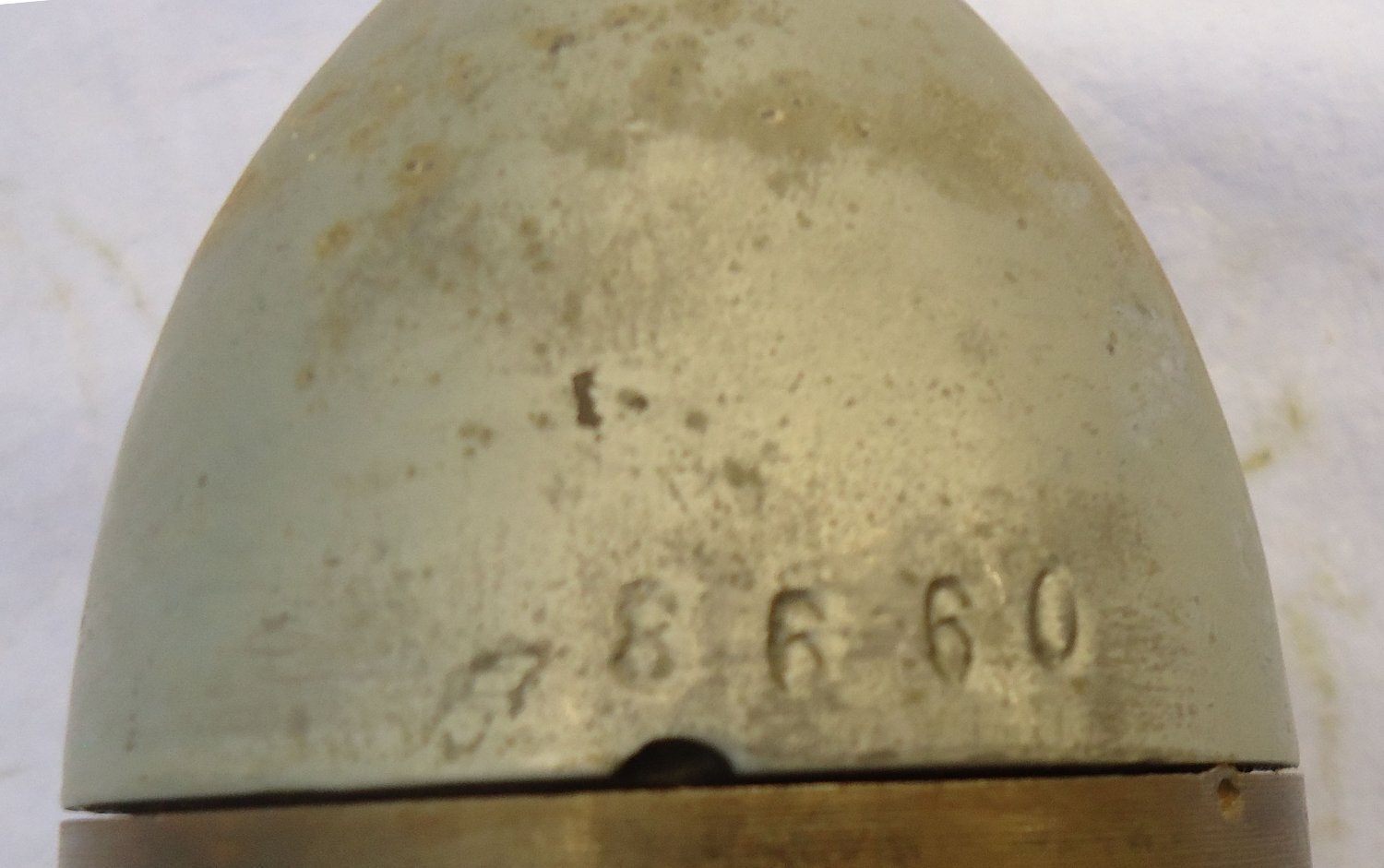 {CATEGORY} - INERT DEACTIVATED. Rare, Unfired 1944 Dated German WW2 10.5cm FH18 (100x78R) Gr39 Hollow Charge Fixed Round. O 2330 INERT DEACTIVATED. Rare, Unfired 1944 Dated German WW2 10.5cm FH18 (100x78R) Gr39 Hollow Charge Fixed Round. O 2330 Various Other Ammunition