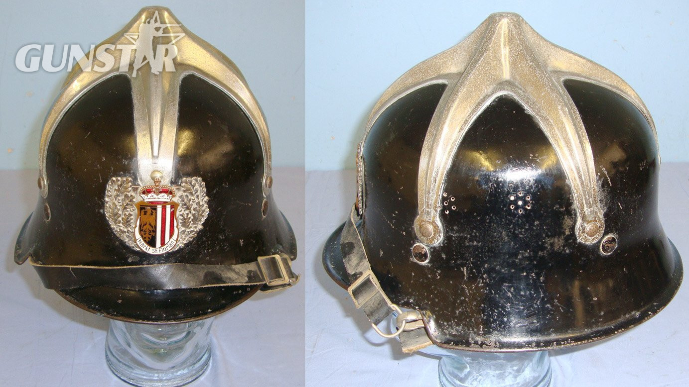 Early 20th Century Austrian Markt Sankt Florian City Fireman’s Steel Helmet with Chromed Cross Top, State Helmet Plate, Original Chinstrap & Liner. Sn 20426. Early 20th Century Austrian Markt Sankt Florian City Fireman’s Steel Helmet with Chromed Cross Top, State Helmet Plate, Original Chinstrap & Liner. Sn 20426. Antique & Militaria