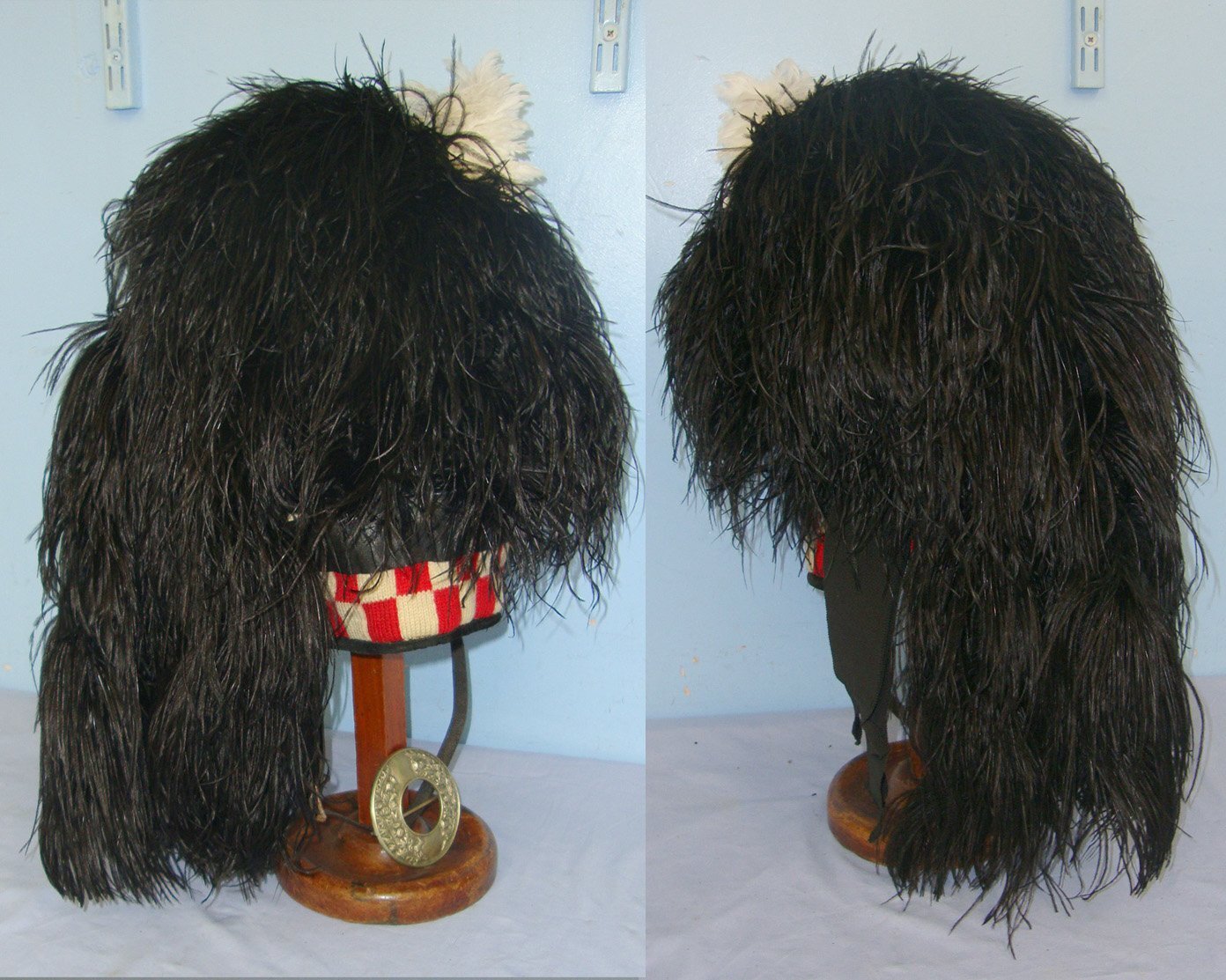  Scottish Argyll and Sutherland Highlanders Regiment Other Ranks Ostrich Feather Bonnet With Plume / Hackle & Regiment Badge & Plaid Brooch. HE 859  Clothing