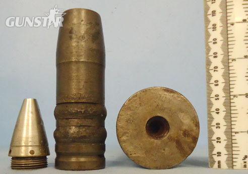 INERT DEACTIVATED Unfired German WW2 3.7cm SC/30 (37x380R) Round With An Unfired INERT DEACTIVATED Unfired German WW2 3.7cm SC/30 (37x380R) Round With An Unfired Antique & Militaria