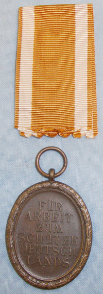  WWII Nazi Issue West Wall Medal and Ribbon. BA 399. WWII Nazi Issue West Wall Medal and Ribbon. BA 399. Other Accessory