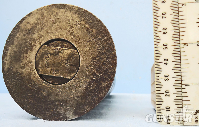 INERT DEACTIVATED. Rare, Unfired 1944 Dated German WW2 10.5cm FH18 (100x78R) Gr39 Hollow Charge Fixed Round. - O 1642 INERT DEACTIVATED. Rare, Unfired 1944 Dated German WW2 10.5cm FH18 (100x78R) Gr39 Hollow Charge Fixed Round. - O 1642  Other Ammunition
