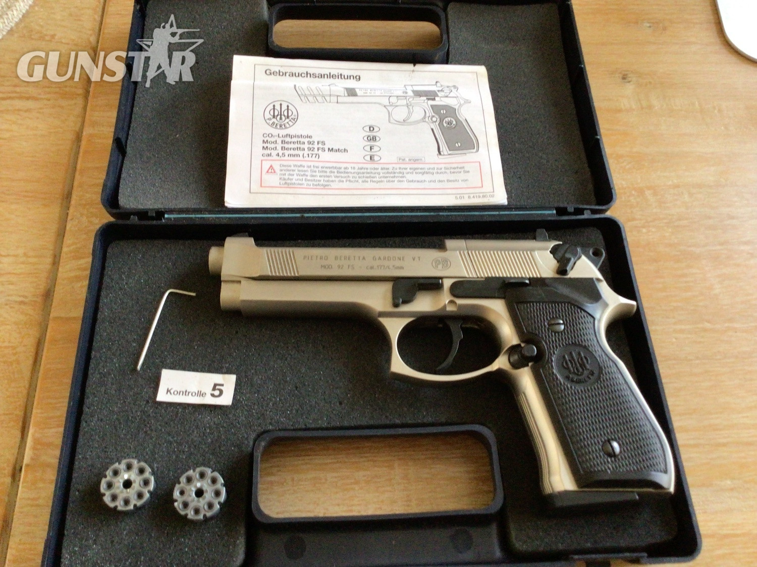 Umarex Beretta 92 FS .177 Revolver in 