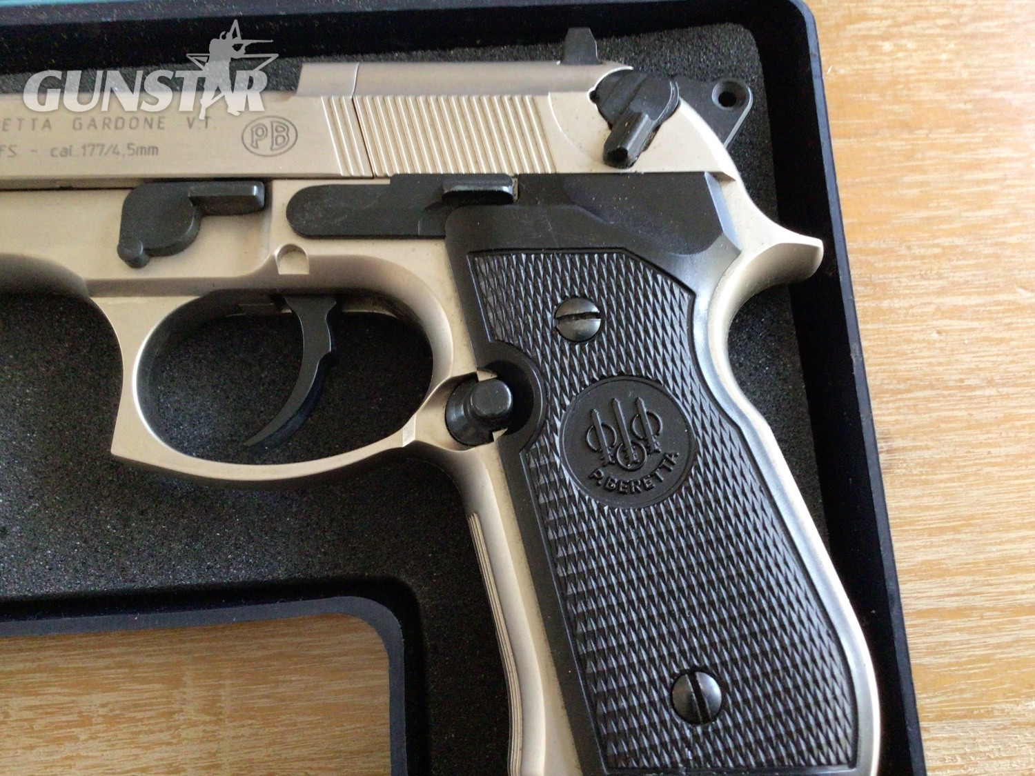Umarex Beretta 92 FS .177 Revolver - {CATEGORY}