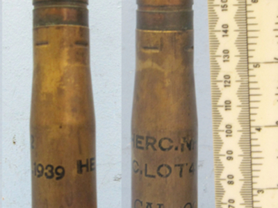 INERT DEACTIVATED. American .9 inch Experimental T4 (23x139, rim diameter 30.7mm) Anti-tank Gun Round. - O 1747 INERT DEACTIVATED. American .9 inch Experimental T4 (23x139, rim diameter 30.7mm) Anti-tank Gun Round. - O 1747  Other