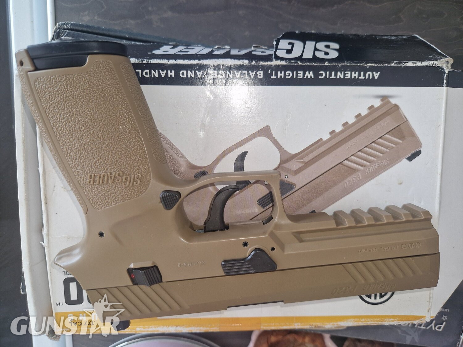 Colt python metal version and sig sauer p320 blowback  177 .177 