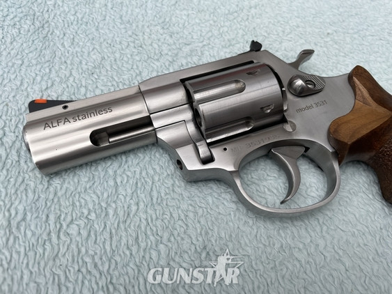Alfa - Proj  .357 Revolver 