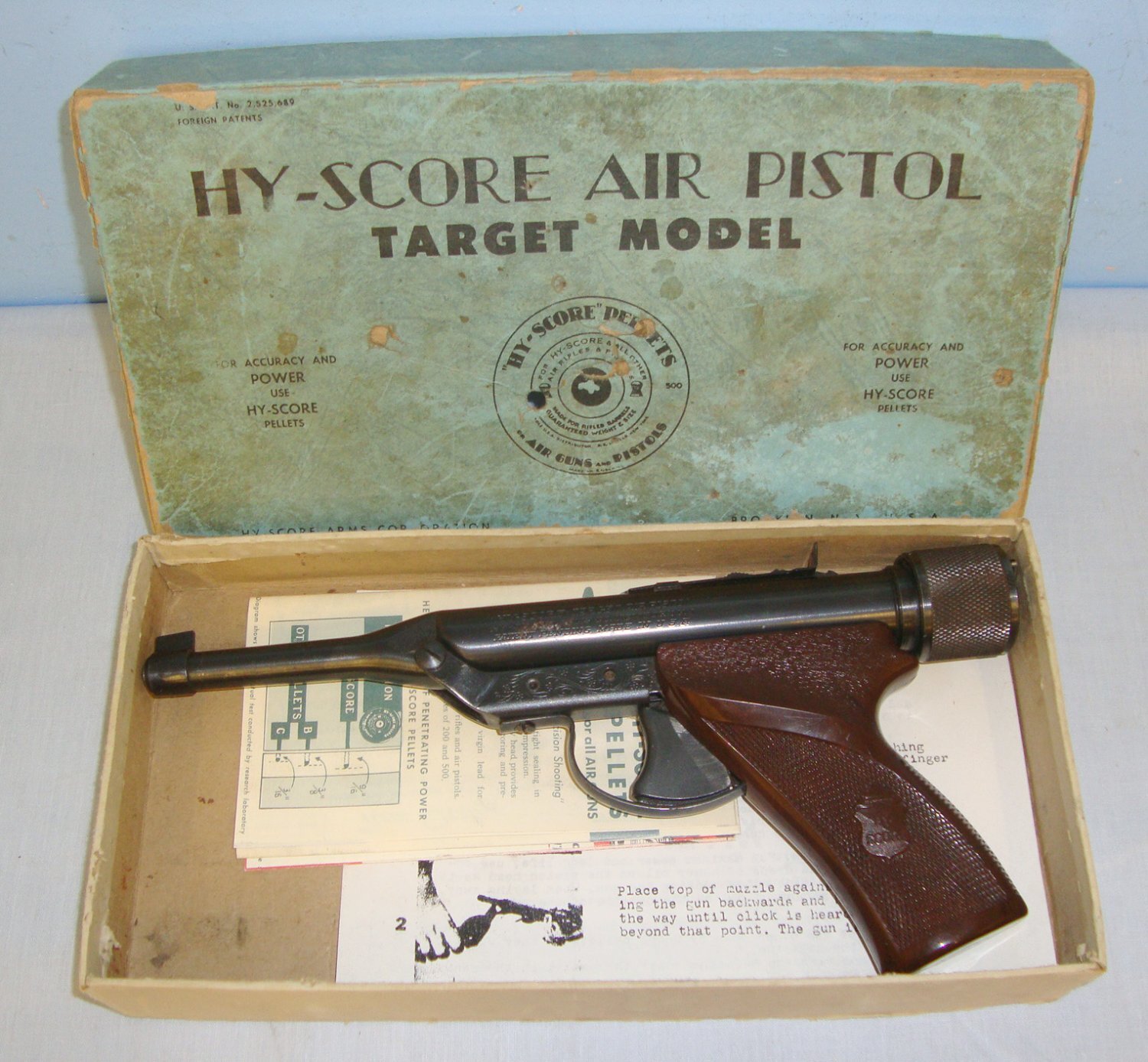 Boxed, 1950-1970 U.S.A. Hy-Score Arms Co New York Target Model 802B 6 Shot Repeating .22 Calibre Break Action Air Pistol With Illustrated Instruction Pamphlets. Sn 23484:23 air pistol .22