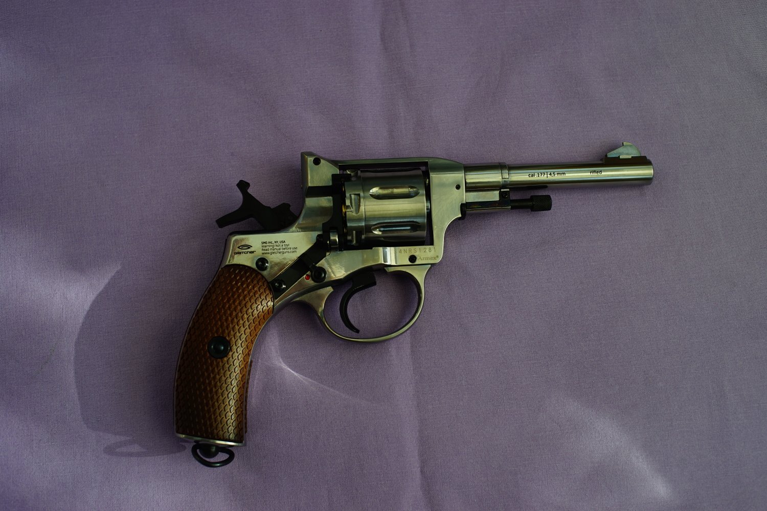Gletcher Gletcher Nagant co2 177 revolver .177 