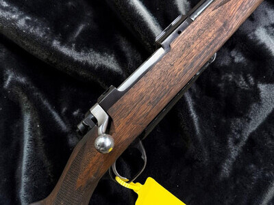 Ruger M77 Bolt Action .22-250 Remington Rifle