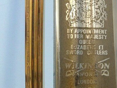 1970’s 200 YEAR ANNIVERSARY COMMEMORATIVE**American Revolutionary War Wilkinson Sword London Small Sword With Etched Battle Site Names & Dates Blade. ED 2476 Sword