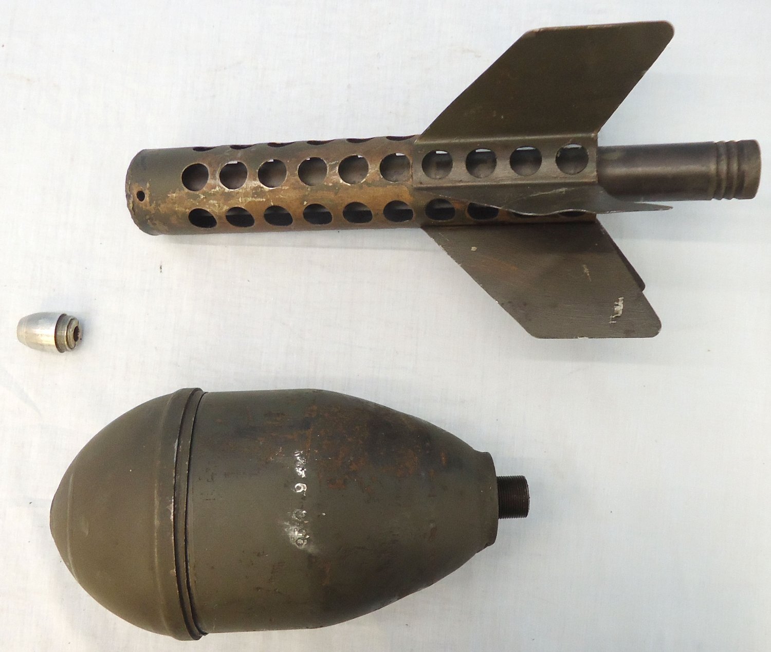 INERT DEACTIVATED. German, rare, 3.7cm Stielgranate 41 Hollow Charge, High Explosive Anti-Tank (HEAT) For German 3.7cm Pak 36 Anti-Tank Gun. - O 2190 INERT DEACTIVATED. German, rare, 3.7cm Stielgranate 41 Hollow Charge, High Explosive Anti-Tank (HEAT) For German 3.7cm Pak 36 Anti-Tank Gun. - O 2190  Other Ammunition