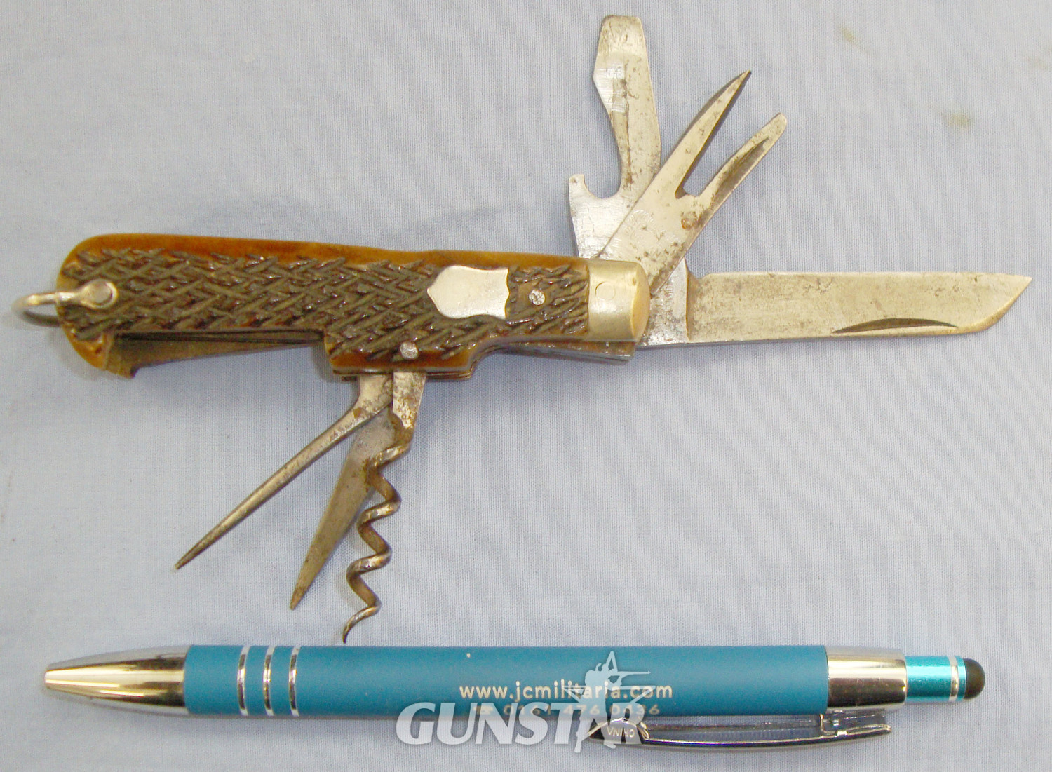 C1900 J. Nowill & Sons ‘Sportsmans Multi-Blade Pocket Knife’. ED 2204. Knive in 