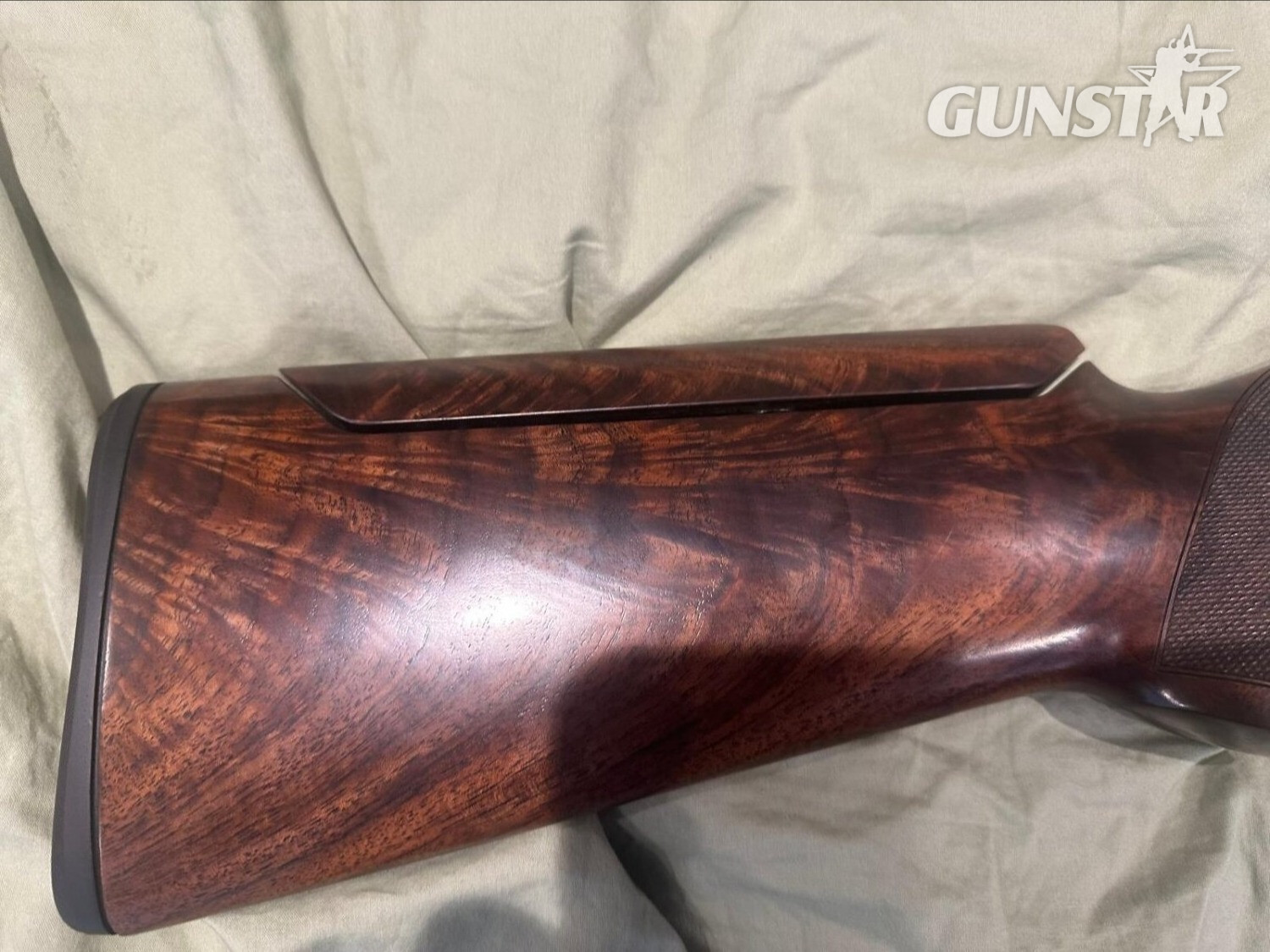 Browning 825 Sporter Over and Under 12 Bore/gauge - {CATEGORY}
