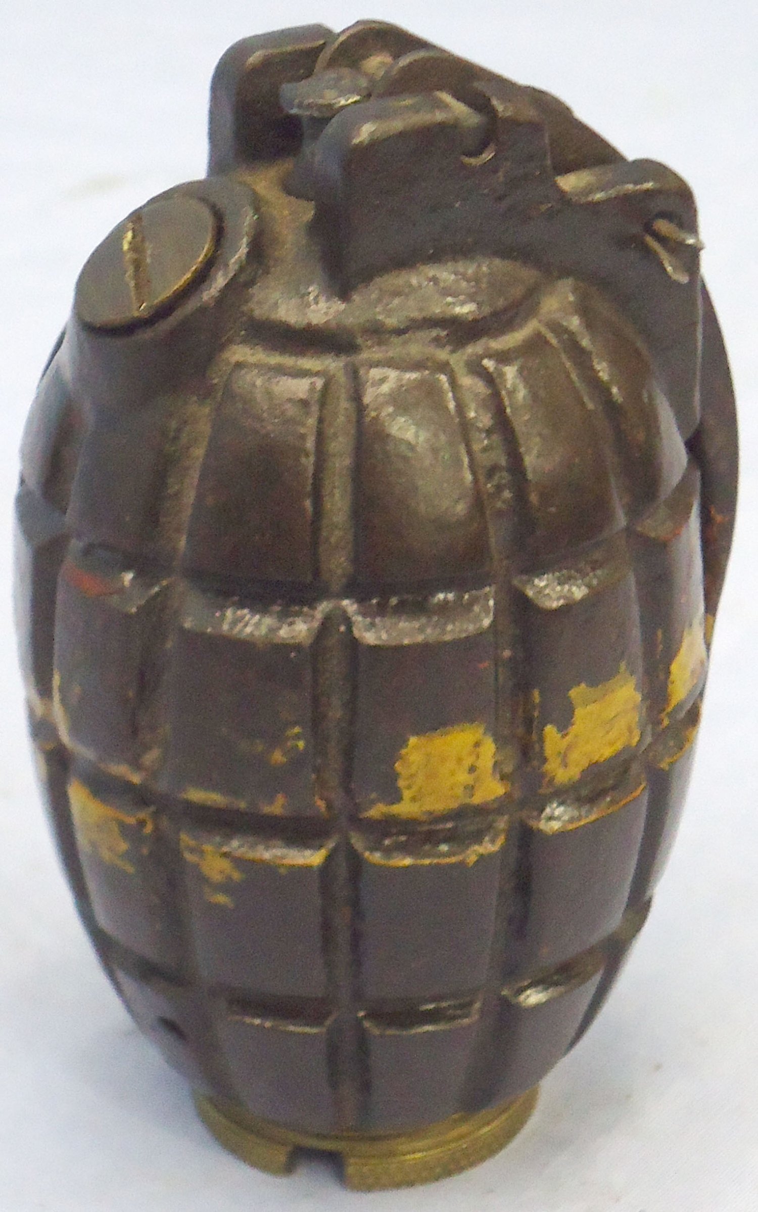 INERT DEACTIVATED. RARE, Original Paint, Early WW1, July 1916 Dated, No5 MK 1 'Centre Cast & Lathe Finished' First Pattern Mills Hand Grenade by M M Co (Mills Munitions). Sn - 23230:6 INERT DEACTIVATED. RARE, Original Paint, Early WW1, July 1916 Dated, No5 MK 1 'Centre Cast & Lathe Finished' First Pattern Mills Hand Grenade by M M Co (Mills Munitions). Sn - 23230:6 Various Other Ammunition - {CATEGORY}