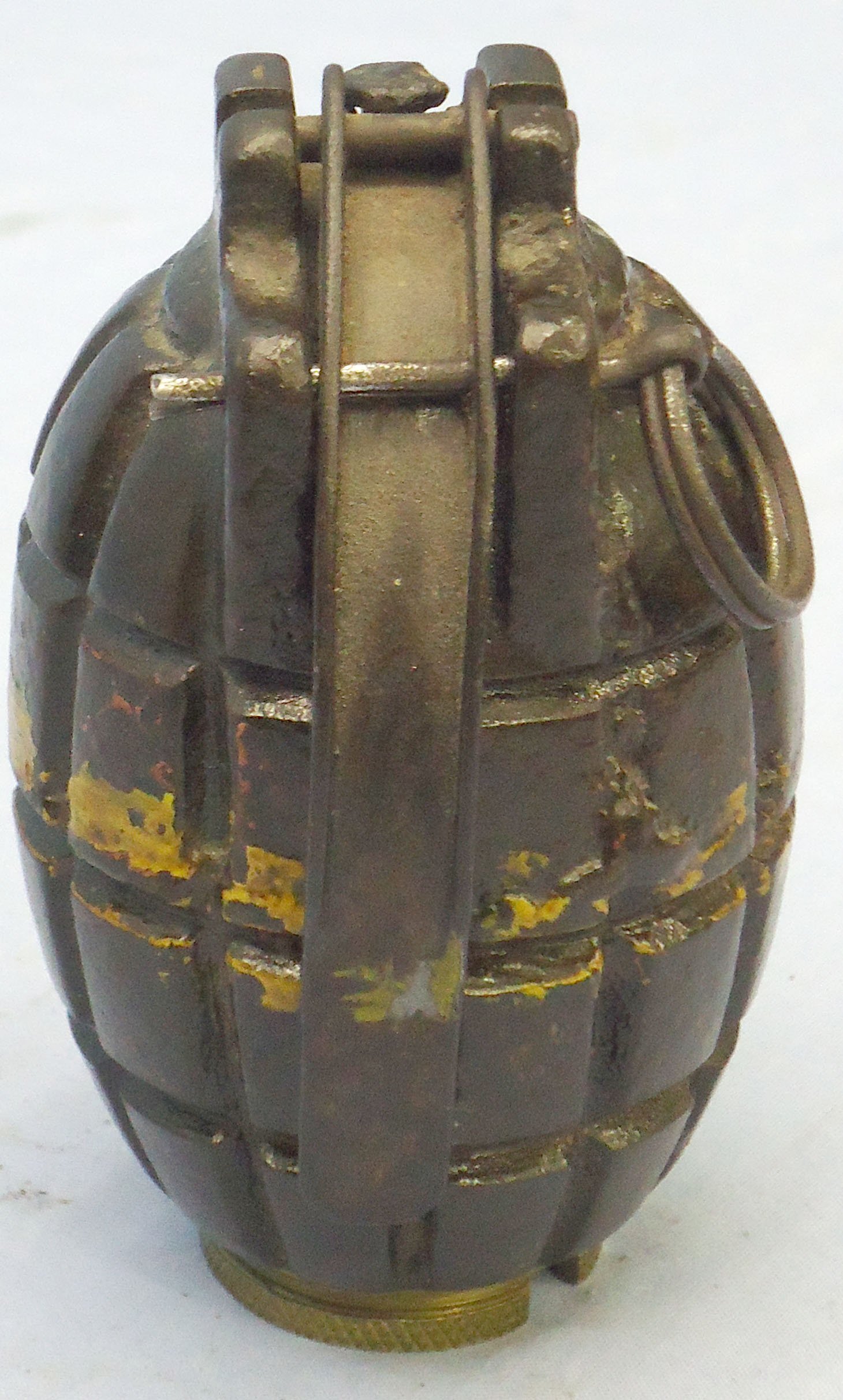 {CATEGORY} - INERT DEACTIVATED. RARE, Original Paint, Early WW1, July 1916 Dated, No5 MK 1 'Centre Cast & Lathe Finished' First Pattern Mills Hand Grenade by M M Co (Mills Munitions). Sn - 23230:6 INERT DEACTIVATED. RARE, Original Paint, Early WW1, July 1916 Dated, No5 MK 1 'Centre Cast & Lathe Finished' First Pattern Mills Hand Grenade by M M Co (Mills Munitions). Sn - 23230:6 Various Other Ammunition in 