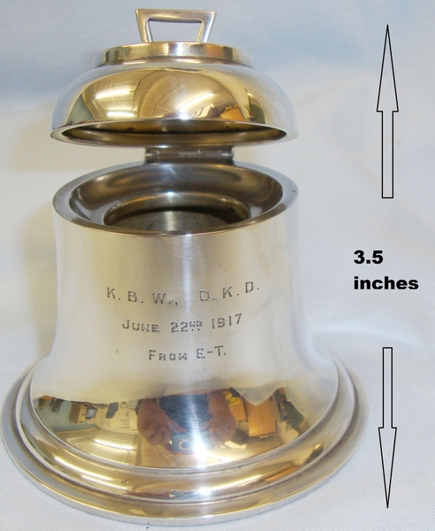 WW1 1917 Dated Sterling Silver Bell Shaped British Officer’s Presentation Ink Well With Hinged Lid Engraved KBW. DKD From E-T By A & J Zimmerman Birmingham. MISC 846. WW1 1917 Dated Sterling Silver Bell Shaped British Officer’s Presentation Ink Well With Hinged Lid Engraved KBW. DKD From E-T By A & J Zimmerman Birmingham. MISC 846. Other Accessory