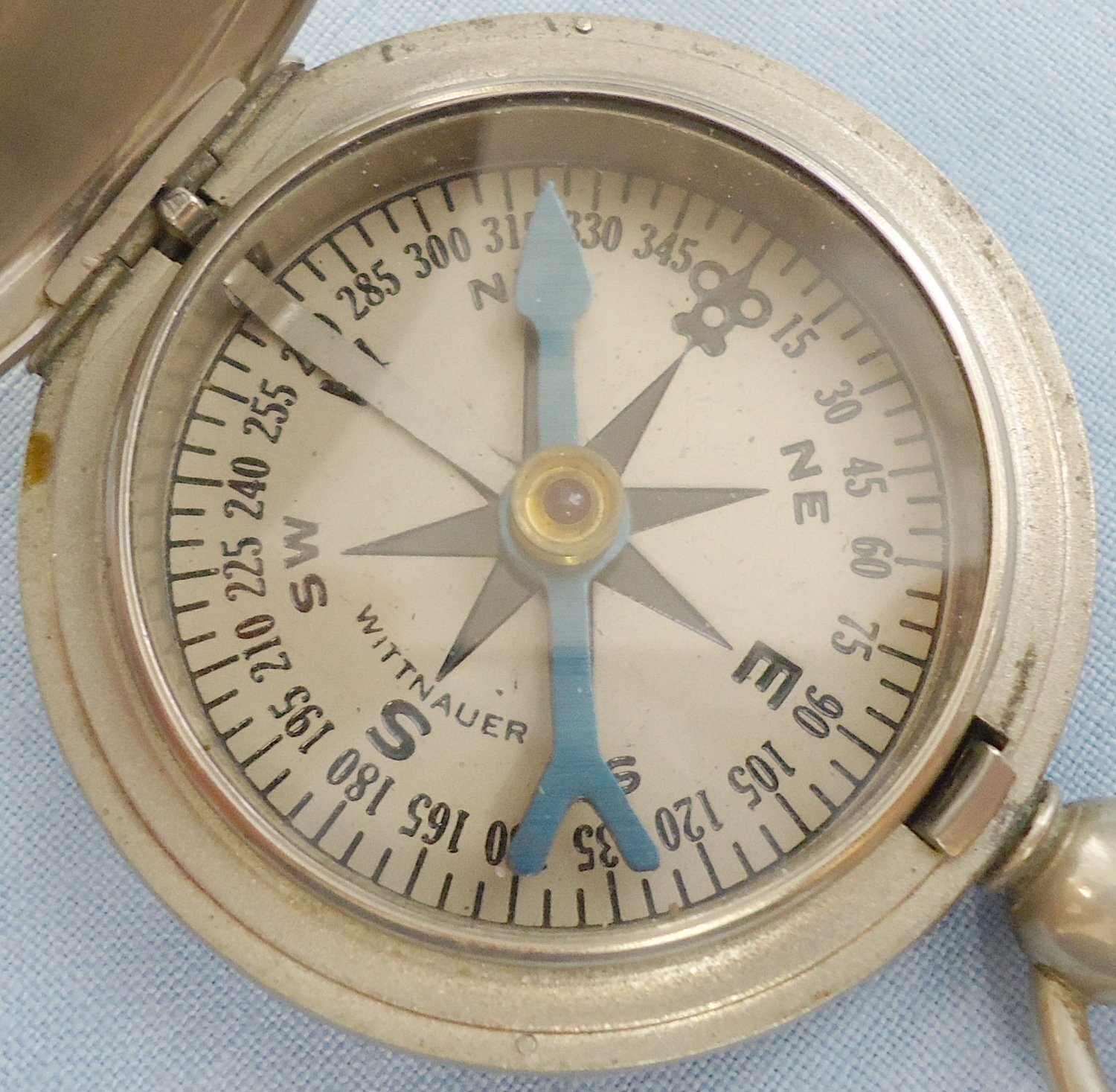 WWII American Officers Pocket Watch Compass by Manufacturer ‘Wittnauer’. 21786. WWII American Officers Pocket Watch Compass by Manufacturer ‘Wittnauer’. 21786.  Antique & Militaria