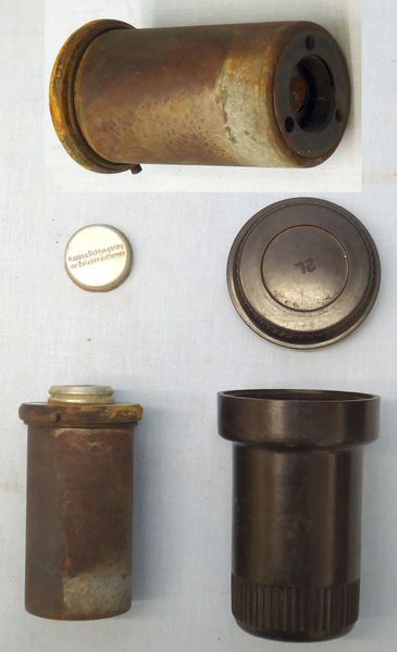 INERT DEACTIVATED, WW2, 1941 Dated German No 55 Bomb Fuse And Bakelite Transit Container. - O 1693 INERT DEACTIVATED, WW2, 1941 Dated German No 55 Bomb Fuse And Bakelite Transit Container. - O 1693  Other Ammunition