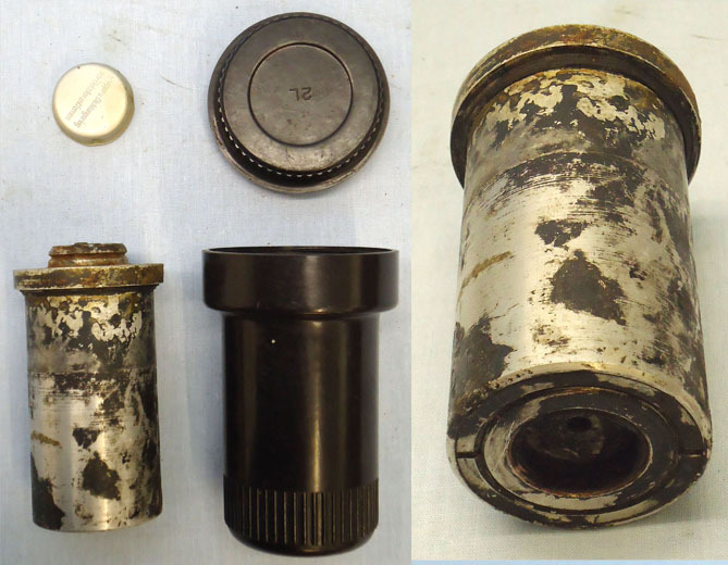INERT DEACTIVATED, WW2, 1942 Dated German No28A Bomb Fuse And Bakelite Transit Container. - O 1691 INERT DEACTIVATED, WW2, 1942 Dated German No28A Bomb Fuse And Bakelite Transit Container. - O 1691  Other Ammunition