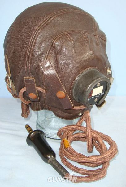 British WD 'Type C' RAF Fighter Pilot's Leather Helmet Wired With Comms. British WD 'Type C' RAF Fighter Pilot's Leather Helmet Wired With Comms. Clothing