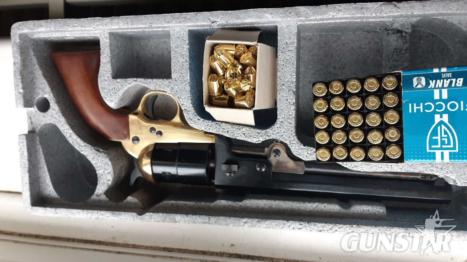  Pietta 1851 Navy brass frame - Blank Firing