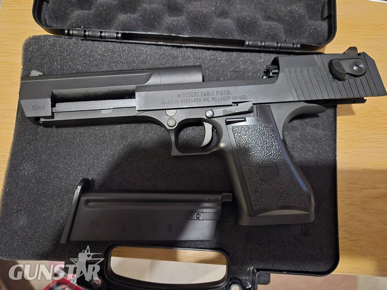 Unknown Desert Eagle 6 mm 