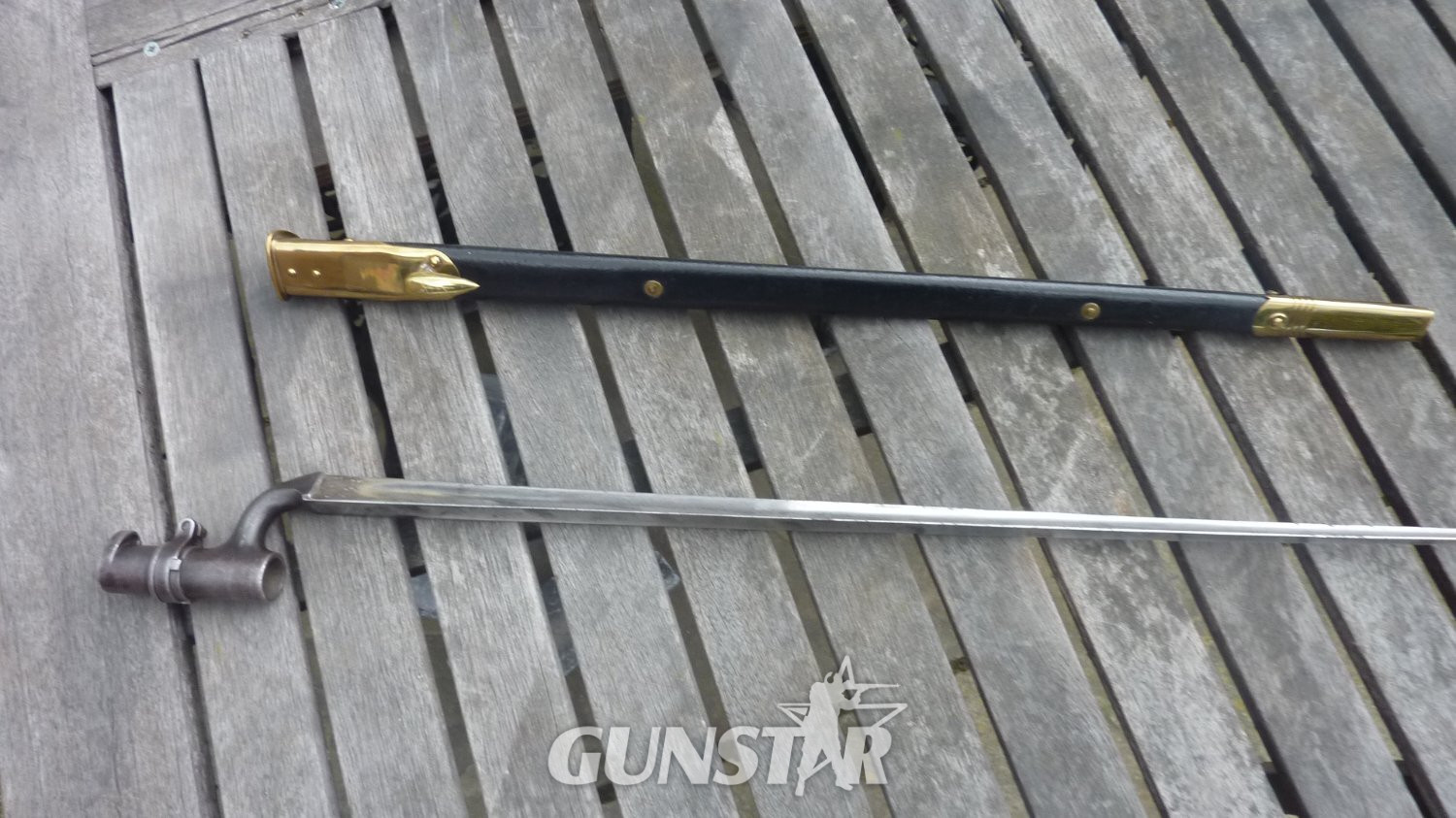 Martini Henry rifle socket Bayonet 