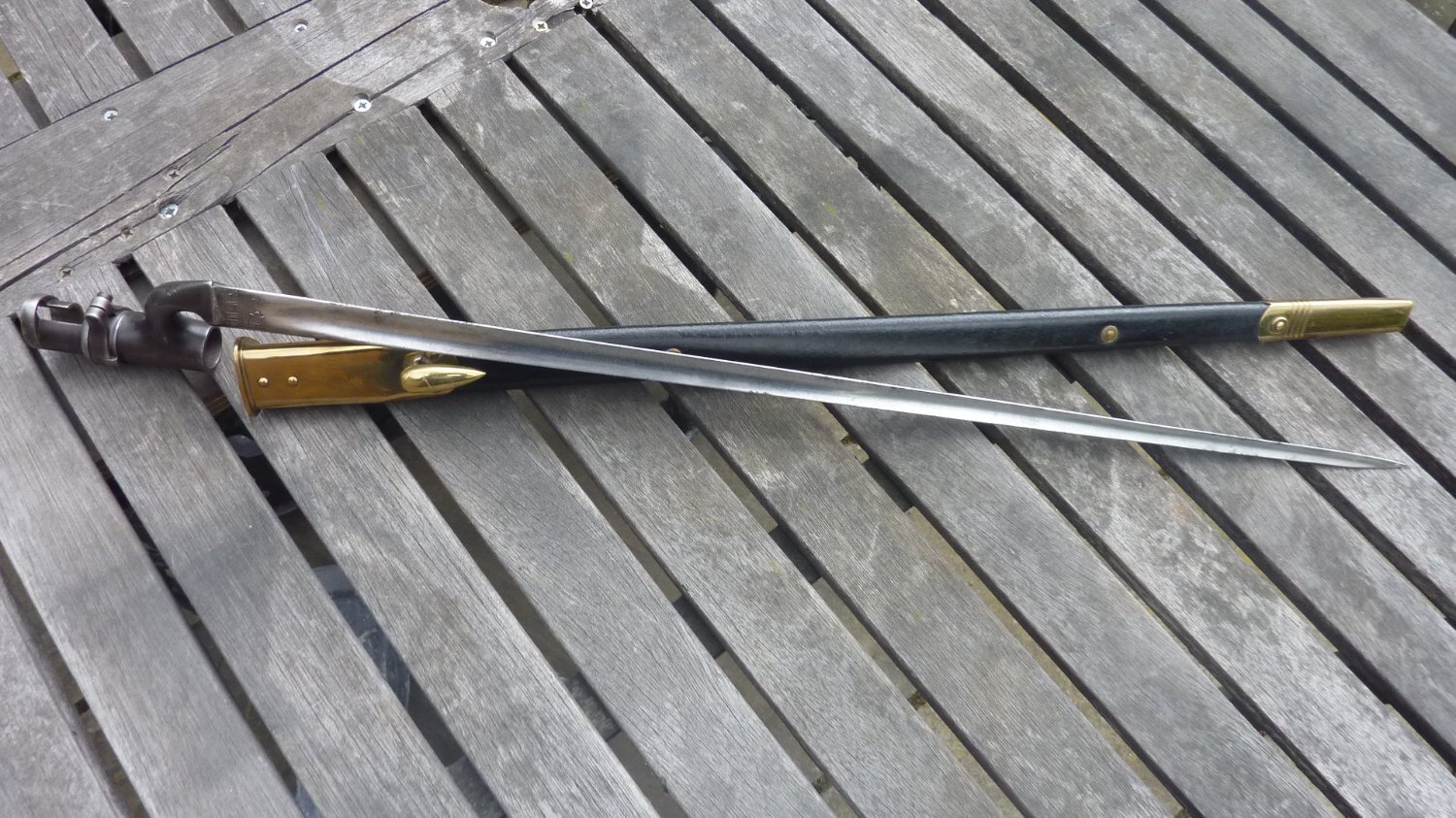 Martini Henry rifle socket Bayonet - {CATEGORY} in 