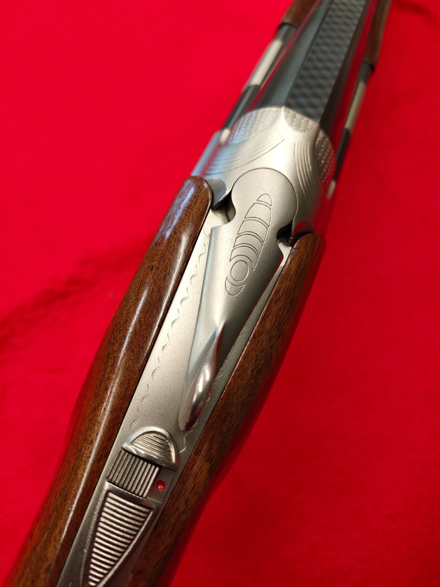 Beretta 686E Over and Under 12 Bore/gauge - {CATEGORY}