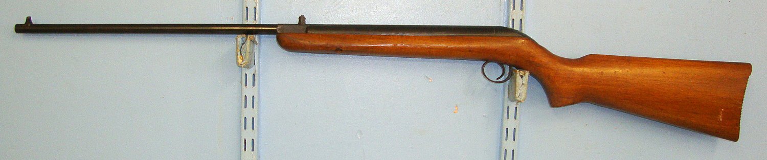  1955 -1957, BSA Cadet-Major .177 Calibre Break Action Air Rifle With Correct BSA Cylinder Etching. Sn 23687:3 air rifle .177