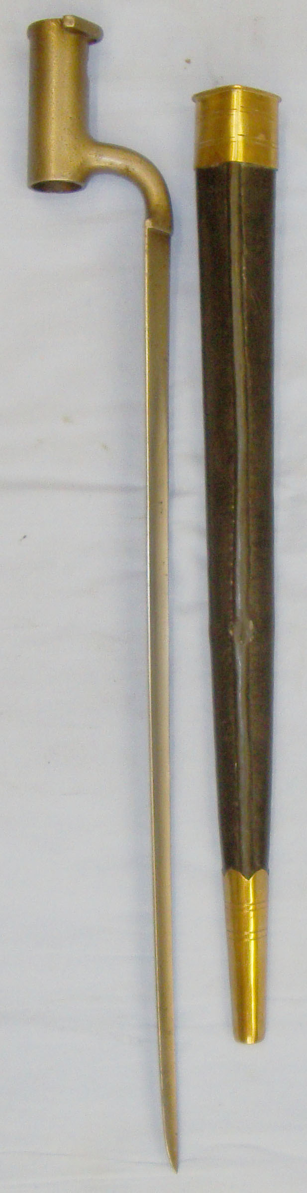  Original* Regiment marked 18th Century 3” Socket Bayonet for the Brown Bess Muzzle Loading Flintlock Muskets and Later Scabbard. BAYO 373. Bayonet