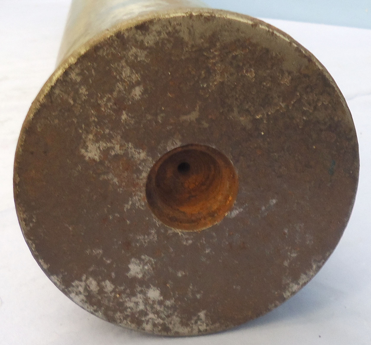 INERT DEACTIVATED. WW2 Kriegsmarine 105mm Illumination Round For The 105mm (105x658R) SK C/32 Naval Gun. - O 2040 INERT DEACTIVATED. WW2 Kriegsmarine 105mm Illumination Round For The 105mm (105x658R) SK C/32 Naval Gun. - O 2040  Other Ammunition