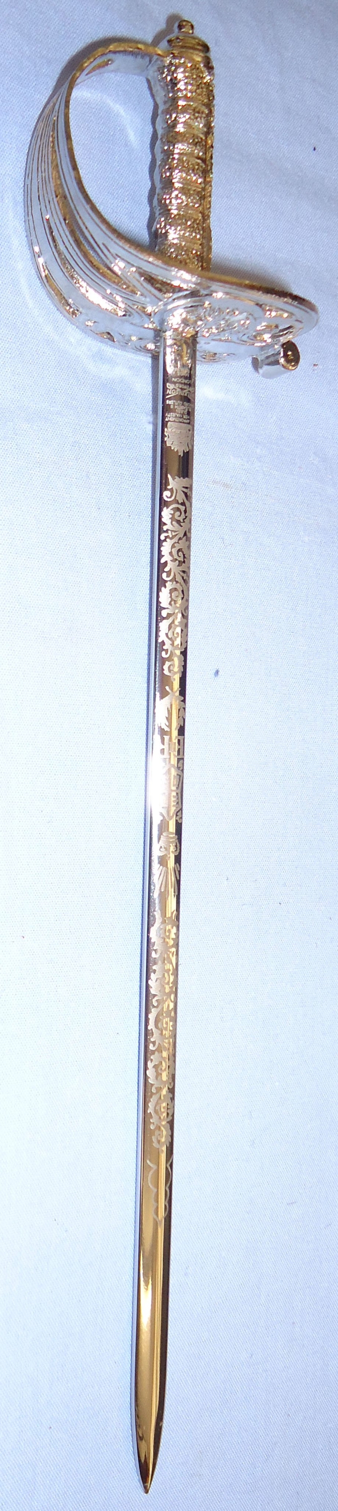 Mint Boxed* Miniature Royal Artillery Sword by Manufacturer Wilkinson Sword. MISC 817. Sword