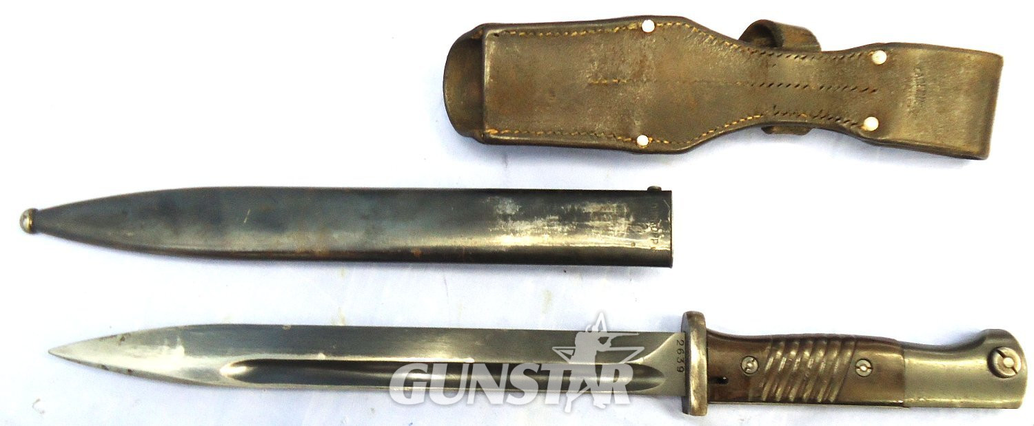 German, 1938 Dated, WWII K98 Mauser Bayonet & Scabbard by Durkopp with a Brown Leather Frog. 23478:75 Bayonet - {CATEGORY}