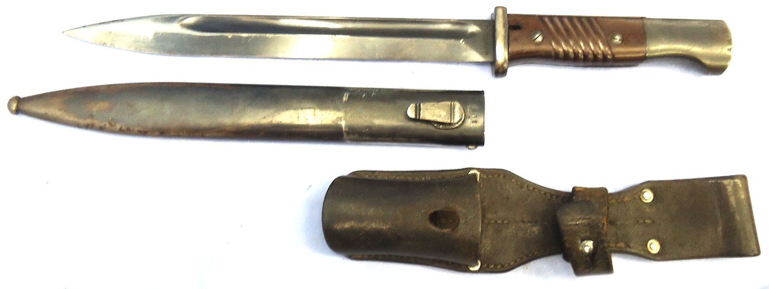 German, 1938 Dated, WWII K98 Mauser Bayonet & Scabbard by Durkopp with a Brown Leather Frog. 23478:75 Bayonet - {CATEGORY} in 