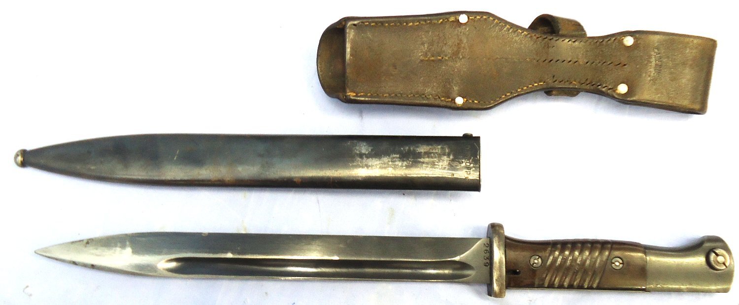 German, 1938 Dated, WWII K98 Mauser Bayonet & Scabbard by Durkopp with a Brown Leather Frog. 23478:75 Bayonet - {CATEGORY}