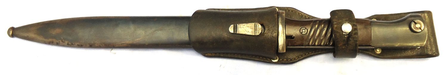 German, 1938 Dated, WWII K98 Mauser Bayonet & Scabbard by Durkopp with a Brown Leather Frog. 23478:75 Bayonet 